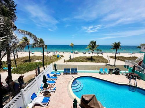 Windjammer Resort and Beach Club – Lauderdale-by-the-Sea, FL