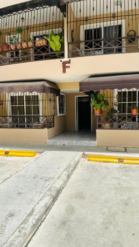 green oasis vacation retreat – khách sạn tại Santo Domingo Oriental