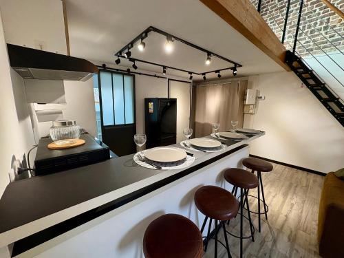 Charmant Loft 4 pers Au centre Douai Netflix in Douai