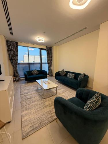 Fully Furnished B507 One Bedroom Apartment - Mirdif Hills, Dubai (foto 3)