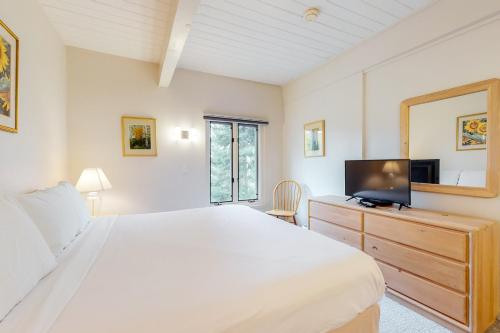 Ptarmigan House - image 13