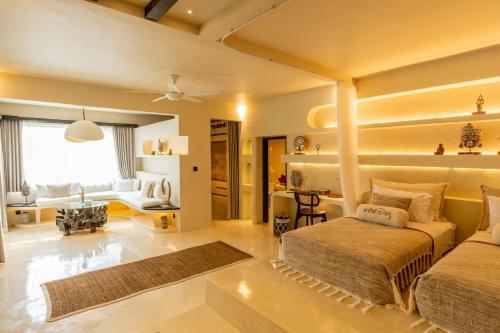 room detail thumbnail 0