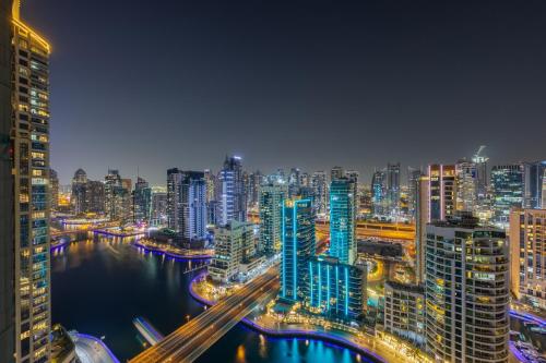 Waterfront Serenity in Dubai Marina, Dubaï