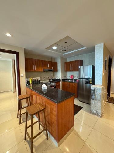 1Bed room Apartment Sea View Full Sea View in Madinat Zayid