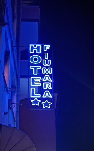 設施, Hotel Fiumara in 桑皮耶達雷納