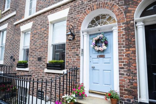 Rodney St Georgian Townhouse Apartmemt