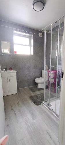 Quality Rooms near Ingram Thai Restaurant & Bar