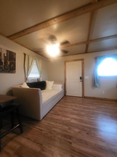 Cottage 2 on Ranch with Fishing & Camping in Weston (TX)