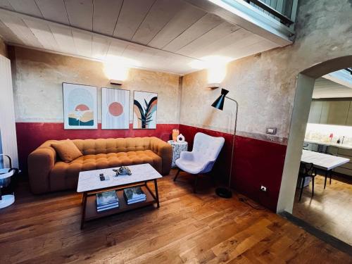 Retro Revival Loft in Arezzo