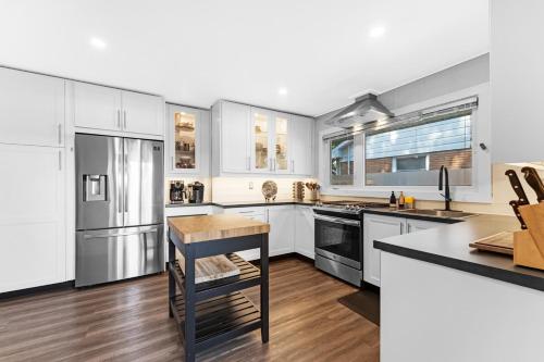 Cozy Bungalow - 5mins to The Ottawa Hospital in Alta Vista