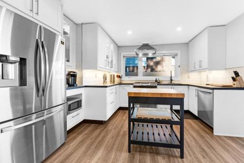 Cozy Bungalow - 5mins to The Ottawa Hospital in Alta Vista