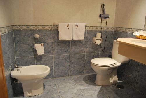 Hotel Plaza - image 12