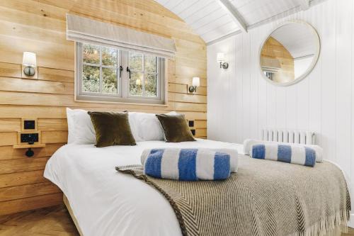 Nestledstays- The Willow in Arundel