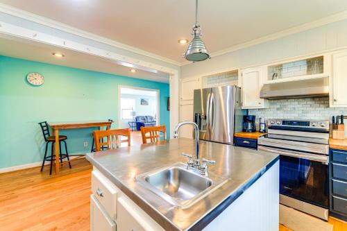 1 Mi to Historic District! Family Home in New Bern in New Bern