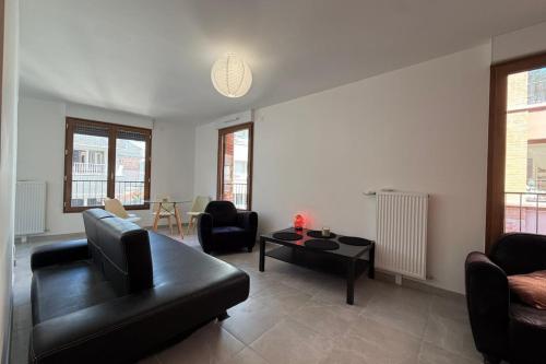 Duplex neuf Terrasse Commerces Métro Ligne 5 - Location saisonnière - Romainville