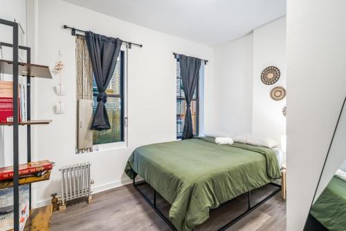 Oasis Apartment by Columbus Circle & Times Square in Manhattan