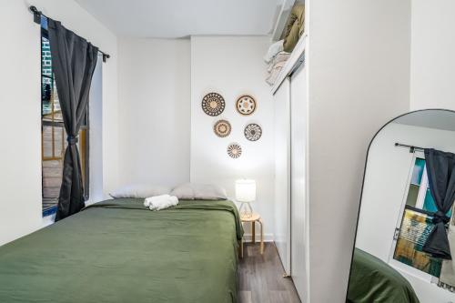 Oasis Apartment by Columbus Circle & Times Square in Manhattan, New York (photo 3)