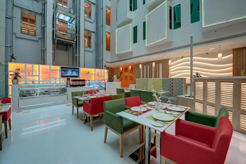 Al Khoory Atrium - image 10