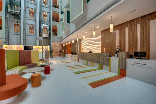 大堂, 艾爾庫瑞庭院酒店 (Al Khoory Atrium) in 阿爾巴沙