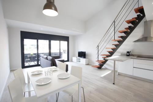 Duplex Apartment image 3