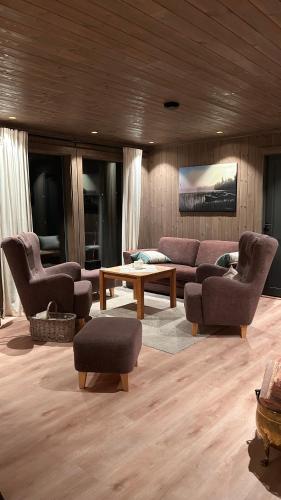 Harteigen cabin in 斯塔姆松