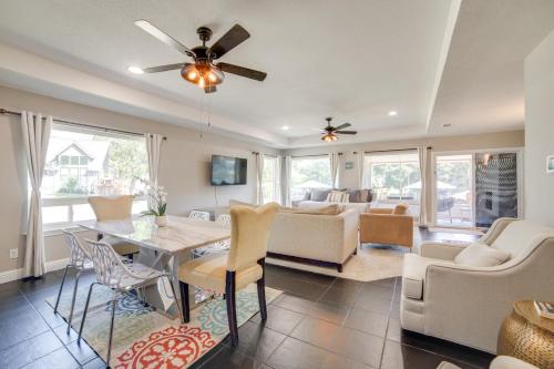 Private Dock and Slip Cedar Creek Reservoir Home in Mesquite (Texas)