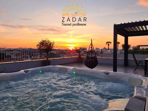 Zadar Sunset Penthouse with spectacular view and jacuzzi, Zadar