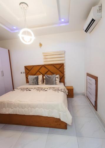 Tranquil 5BR Duplex in Lekki - image 4