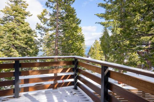 North Shore - West Shore Hideway - main image