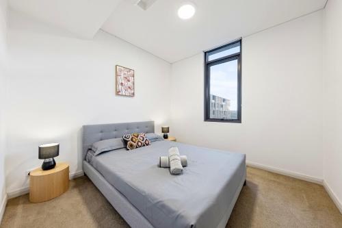 Charming & Peaceful - 2BR APT in Wentworth Point - image 13
