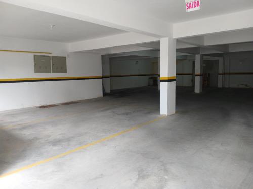 Ótima Localização, com suíte, Garagem coberta (Otima Localizacao, com suite, Garagem coberta) in เฟลยา