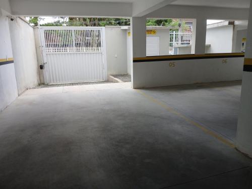 Ótima Localização, com suíte, Garagem coberta (Otima Localizacao, com suite, Garagem coberta) in เฟลยา
