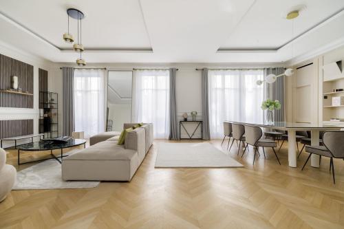 My Paris Apartments - Marbeuf