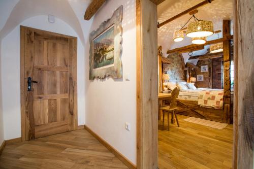 2 bedrooms, 2 beds