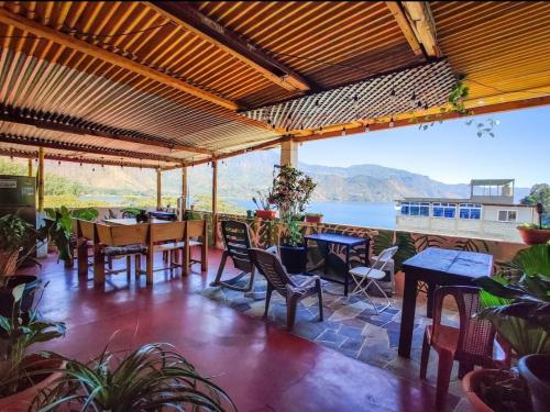 Casa Argentina in San Juan La Laguna