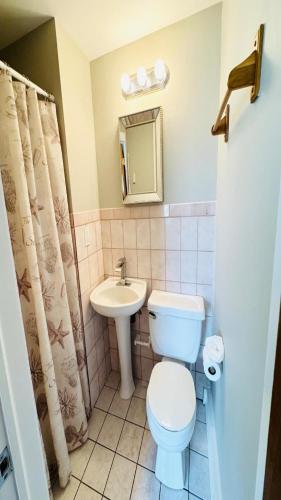 Ocean Front Duplex Brant Beach 1St Floor in Brant Beach, USA