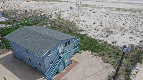Ocean Front Duplex Brant Beach 1St Floor in Brant Beach, USA