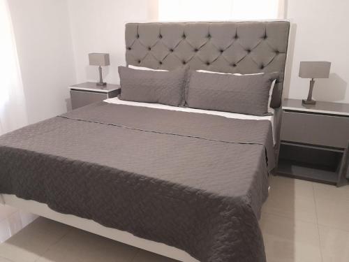 Hartland Estate Richmond Priory in Priory