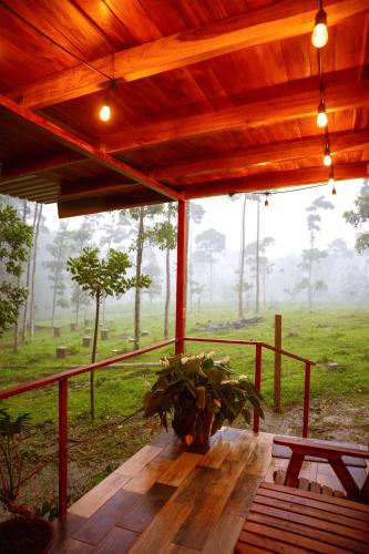 Villa Azul-Colibrí, Río Celeste (Villa Azul-Colibri, Rio Celeste) in 瓜圖索
