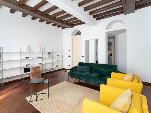 Chic apartment in Cental Milan