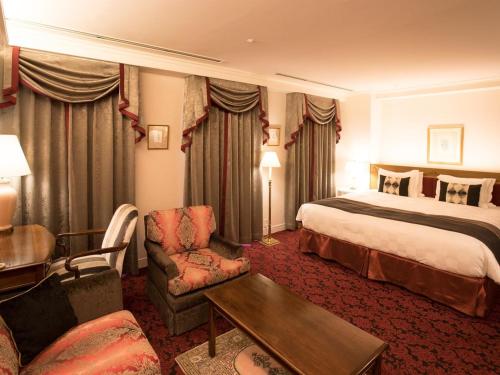 room detail thumbnail 1