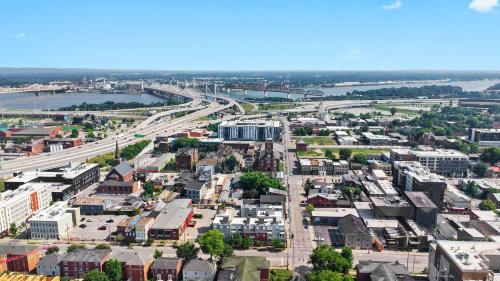 NEW Elegant Downtown Escape with Modern Comforts - image 13