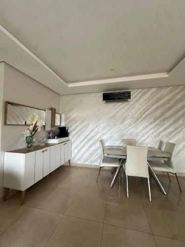 Cozy 2 Bedroom Prestigia - close to Plage des Nations in 시디 부크나델