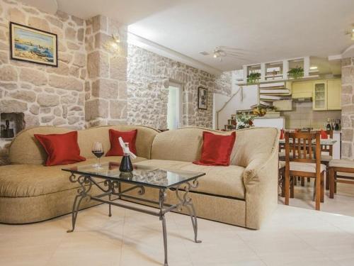 Удобства, Villa in Imotski with swimming pool in Gornji Vinjani