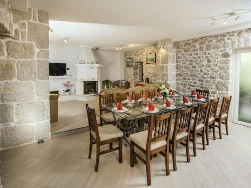 Удобства, Villa in Imotski with swimming pool in Gornji Vinjani