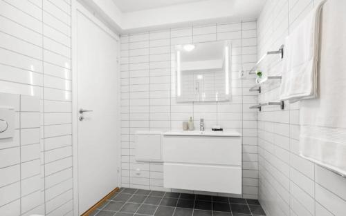 Newly renovated 3 BedRm, Spacious 80m sq, comtemporary Apartment in Central Trendy Oslo-Grunnerlokka, Oslo (foto 10)
