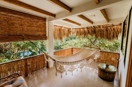 NAIA - Miravalle in Sonsonate