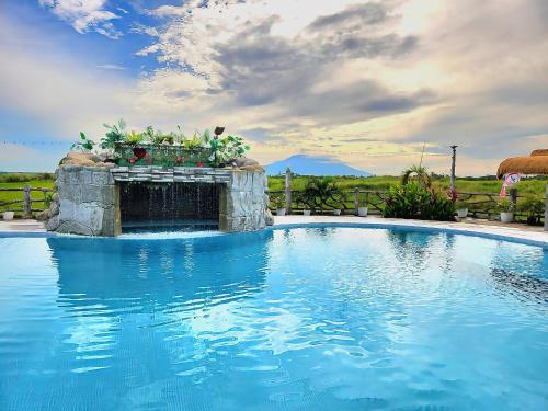 PRIVATE OASIS RESORT I EVENT VENUE I STAYCATION I CAMPING, near Naga City Camsur