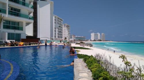Ocean Front, Amazing Views