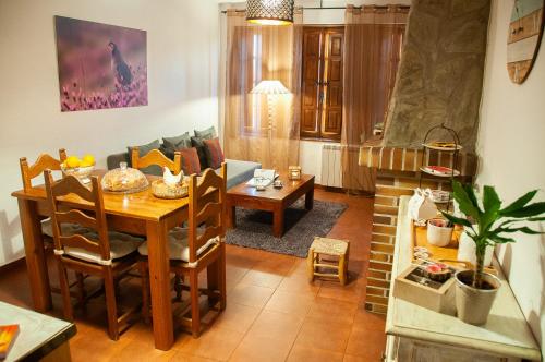 Al Viento, Alojamiento & Turismo Rural Prádena del Rincón (Al Viento, Alojamiento & Turismo Rural Pradena del Rincon) in Horcajuelo De La Sierra